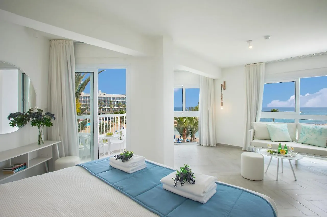 Infinity Blu - Designed For Adults By Louis Hotels Protaras
