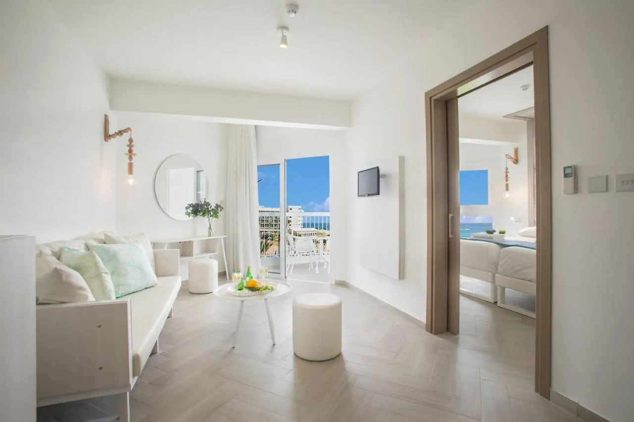 Infinity Blu - Designed For Adults By Louis Hotels Protaras
